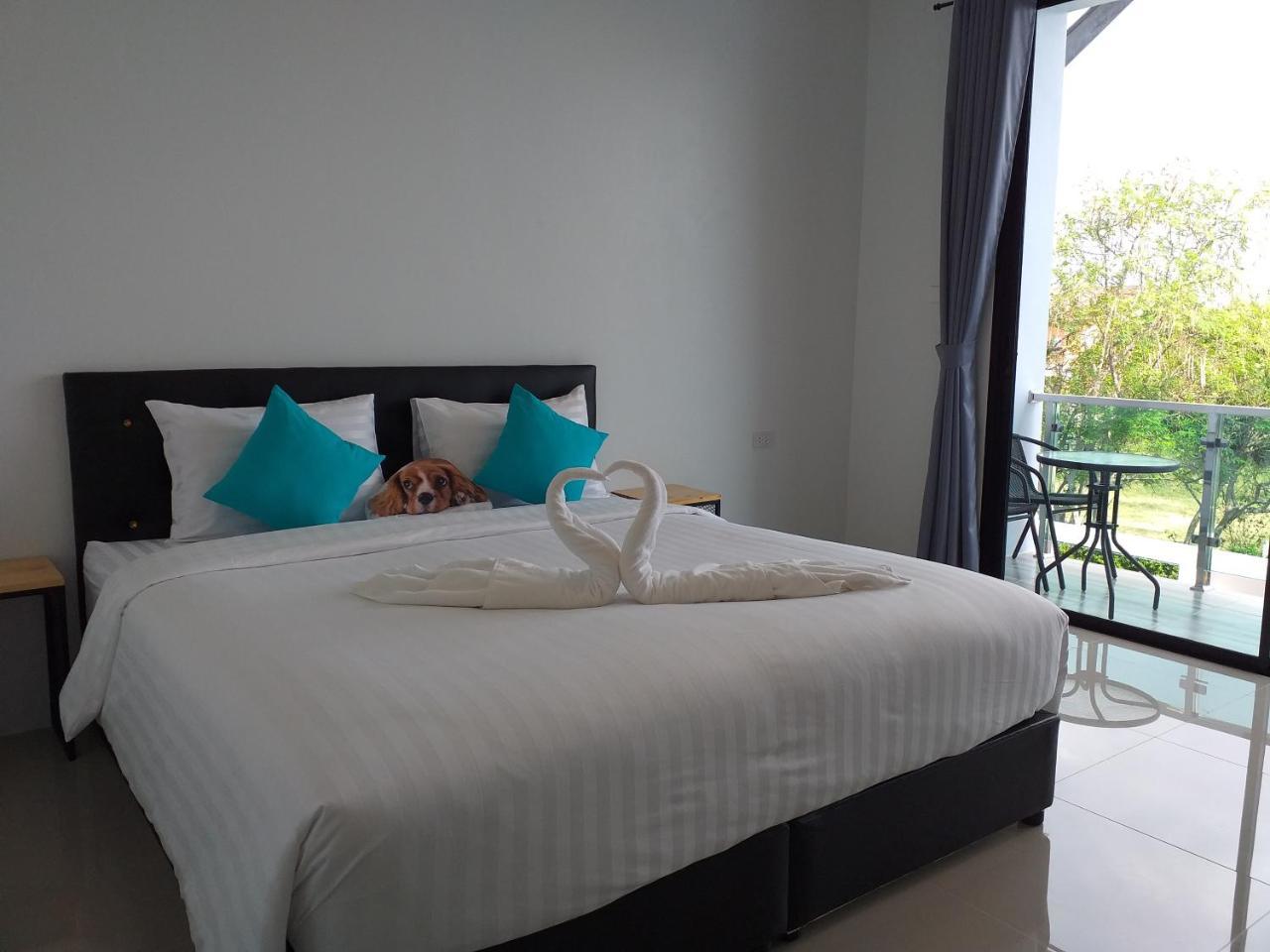 The Phu Resort 盼武里 外观 照片